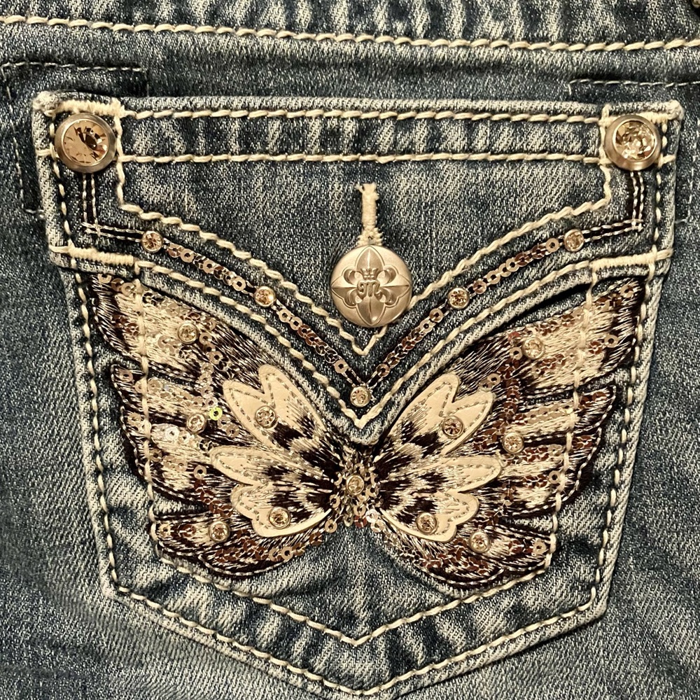 Miss Me Mid-Rise Angellica Bootcut Jeans 23x34 NWT